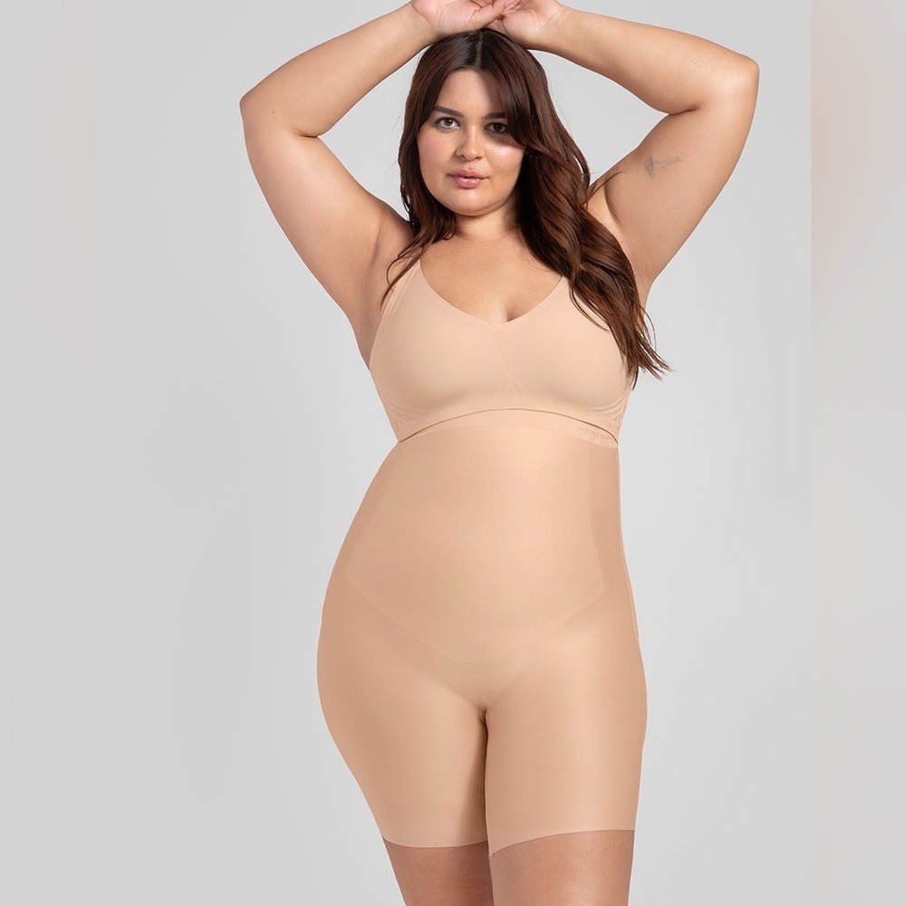 Nwt Honeylove No-Show High-Waist Short In Sand Size 3x